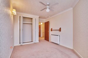 BEDROOM- click for photo gallery